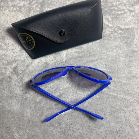 Ray-Ban Vibrant Blue Aviator Shades main image 8